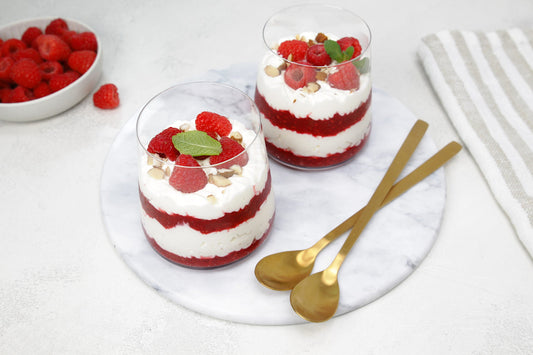 Zuckerfreie Himbeer- Quarkcreme mit Konjakmehl